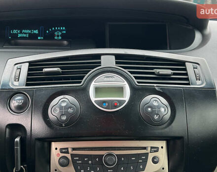 Бежевый Рено Сценик, объемом двигателя 1.87 л и пробегом 250 тыс. км за 5500 $, фото 12 на Automoto.ua