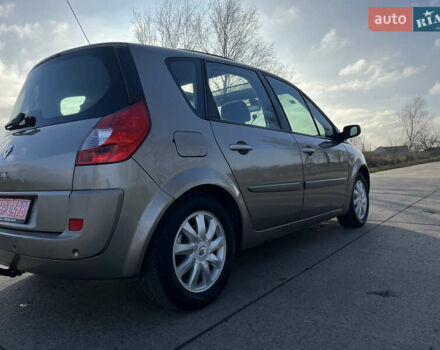 Бежевый Рено Сценик, объемом двигателя 1.6 л и пробегом 182 тыс. км за 6400 $, фото 5 на Automoto.ua