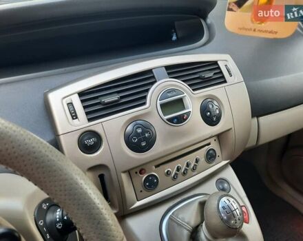 Бежевий Рено Сценік, об'ємом двигуна 1.5 л та пробігом 250 тис. км за 5555 $, фото 18 на Automoto.ua