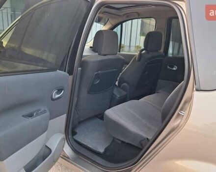 Рено Сценик 2008 в Харькове на Automoto.ua Бежевый Рено Сценик, объемом двигателя 1.6 л и пробегом 192 тыс. км за 6400 $, фото 16 на Automoto.ua