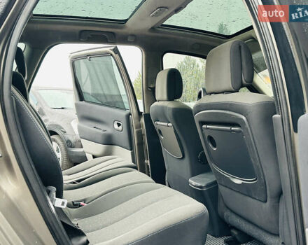 Бежевый Рено Сценик, объемом двигателя 1.6 л и пробегом 192 тыс. км за 6400 $, фото 13 на Automoto.ua