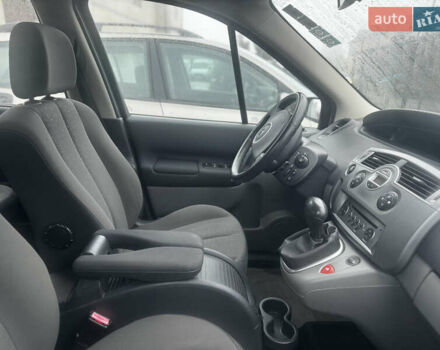 Бежевый Рено Сценик, объемом двигателя 1.6 л и пробегом 144 тыс. км за 5750 $, фото 13 на Automoto.ua