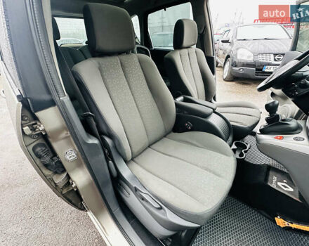 Бежевый Рено Сценик, объемом двигателя 1.6 л и пробегом 192 тыс. км за 6400 $, фото 29 на Automoto.ua