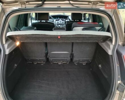 Бежевий Рено Сценік, об'ємом двигуна 1.6 л та пробігом 197 тис. км за 6300 $, фото 8 на Automoto.ua