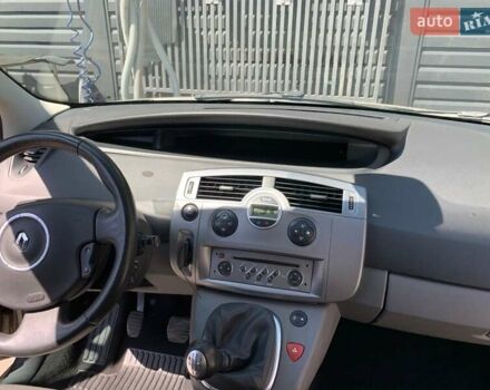 Бежевый Рено Сценик, объемом двигателя 1.6 л и пробегом 279 тыс. км за 5800 $, фото 10 на Automoto.ua