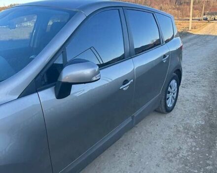 Бежевий Рено Сценік, об'ємом двигуна 1.5 л та пробігом 251 тис. км за 6550 $, фото 10 на Automoto.ua
