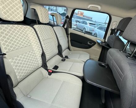 Бежевый Рено Сценик, объемом двигателя 1.6 л и пробегом 190 тыс. км за 6800 $, фото 3 на Automoto.ua