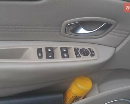 Бежевый Рено Сценик, объемом двигателя 1.9 л и пробегом 242 тыс. км за 7790 $, фото 9 на Automoto.ua