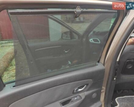 Бежевый Рено Сценик, объемом двигателя 1.89 л и пробегом 250 тыс. км за 6600 $, фото 17 на Automoto.ua