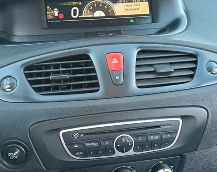 Бежевый Рено Сценик, объемом двигателя 1.6 л и пробегом 197 тыс. км за 6800 $, фото 13 на Automoto.ua