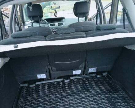 Бежевый Рено Сценик, объемом двигателя 1.6 л и пробегом 197 тыс. км за 6800 $, фото 4 на Automoto.ua