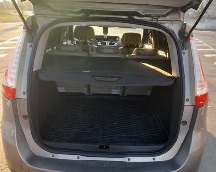 Бежевый Рено Сценик, объемом двигателя 1.9 л и пробегом 242 тыс. км за 7790 $, фото 16 на Automoto.ua