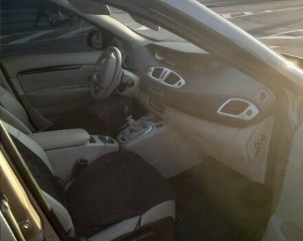 Бежевый Рено Сценик, объемом двигателя 1.9 л и пробегом 242 тыс. км за 7790 $, фото 14 на Automoto.ua