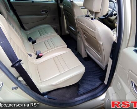 Рено Сценик 2011 в Чернигове на Automoto.ua Бежевый Рено Сценик, объемом двигателя 1.6 л и пробегом 285 тыс. км за 6500 $, фото 8 на Automoto.ua