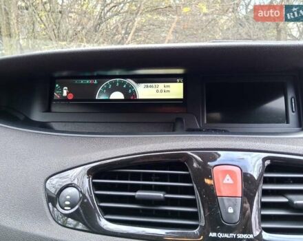 Рено Сценик 2011 в Чернигове на Automoto.ua Бежевый Рено Сценик, объемом двигателя 1.6 л и пробегом 285 тыс. км за 6500 $, фото 9 на Automoto.ua