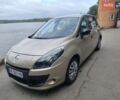 Бежевый Рено Сценик, объемом двигателя 1.5 л и пробегом 242 тыс. км за 8800 $, фото 1 на Automoto.ua