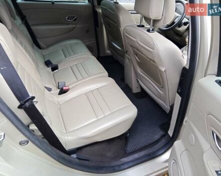 Рено Сценик 2011 в Чернигове на Automoto.ua Бежевый Рено Сценик, объемом двигателя 1.6 л и пробегом 285 тыс. км за 6500 $, фото 8 на Automoto.ua