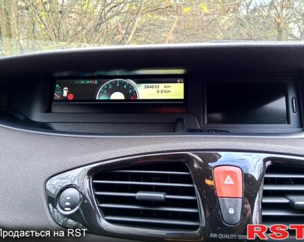 Рено Сценик 2011 в Чернигове на Automoto.ua Бежевый Рено Сценик, объемом двигателя 1.6 л и пробегом 285 тыс. км за 6500 $, фото 10 на Automoto.ua