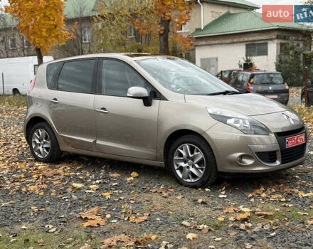 Рено Сценик 2012 в Луцке на Automoto.ua Бежевый Рено Сценик, объемом двигателя 1.6 л и пробегом 177 тыс. км за 7200 $, фото 20 на Automoto.ua