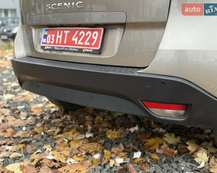 Рено Сценик 2012 в Луцке на Automoto.ua Бежевый Рено Сценик, объемом двигателя 1.6 л и пробегом 177 тыс. км за 7200 $, фото 26 на Automoto.ua