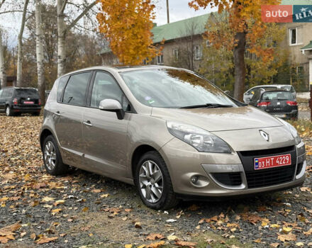Рено Сценик 2012 в Луцке на Automoto.ua Бежевый Рено Сценик, объемом двигателя 1.6 л и пробегом 177 тыс. км за 7200 $, фото 2 на Automoto.ua