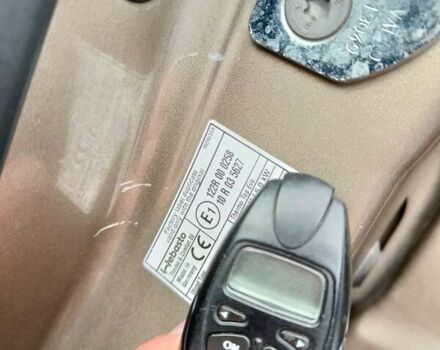 Бежевый Рено Сценик, объемом двигателя 1.6 л и пробегом 257 тыс. км за 8950 $, фото 25 на Automoto.ua