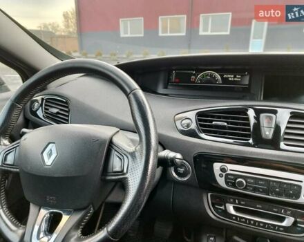 Бежевый Рено Сценик, объемом двигателя 1.6 л и пробегом 257 тыс. км за 8950 $, фото 18 на Automoto.ua