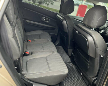 Рено Сценик 2017 в Виннице на Automoto.ua Бежевый Рено Сценик, объемом двигателя 1.46 л и пробегом 279 тыс. км за 13500 $, фото 11 на Automoto.ua