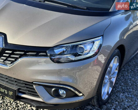 Бежевый Рено Сценик, объемом двигателя 1.5 л и пробегом 200 тыс. км за 14999 $, фото 17 на Automoto.ua