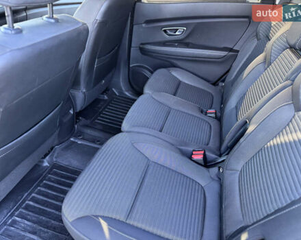 Бежевый Рено Сценик, объемом двигателя 1.5 л и пробегом 200 тыс. км за 14999 $, фото 32 на Automoto.ua