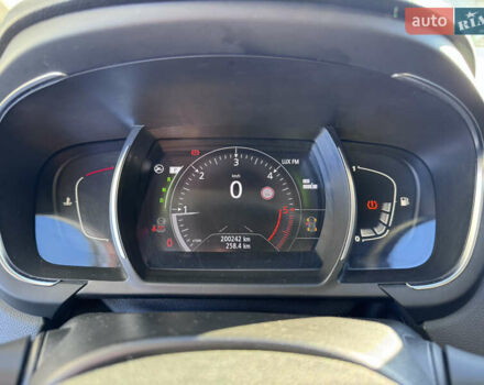 Бежевый Рено Сценик, объемом двигателя 1.5 л и пробегом 200 тыс. км за 14999 $, фото 24 на Automoto.ua