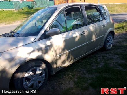 Рено Сценик 2007 в Изяслве на Automoto.ua Бежевый Рено Сценик, объемом двигателя 1.6 л и пробегом 211 тыс. км за 5150 $, фото 1 на Automoto.ua