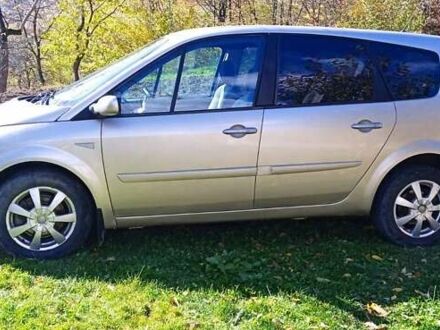 Рено Сценик 2008 в Косове на Automoto.ua Бежевый Рено Сценик, объемом двигателя 1.87 л и пробегом 150 тыс. км за 5400 $, фото 1 на Automoto.ua