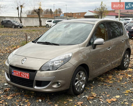 Рено Сценик 2012 в Луцке на Automoto.ua Бежевый Рено Сценик, объемом двигателя 1.6 л и пробегом 177 тыс. км за 7200 $, фото 1 на Automoto.ua