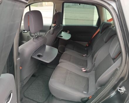 Черный Рено Сценик, объемом двигателя 0 л и пробегом 280 тыс. км за 3200 $, фото 6 на Automoto.ua