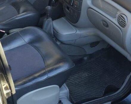 Черный Рено Сценик, объемом двигателя 1.6 л и пробегом 276 тыс. км за 2000 $, фото 4 на Automoto.ua