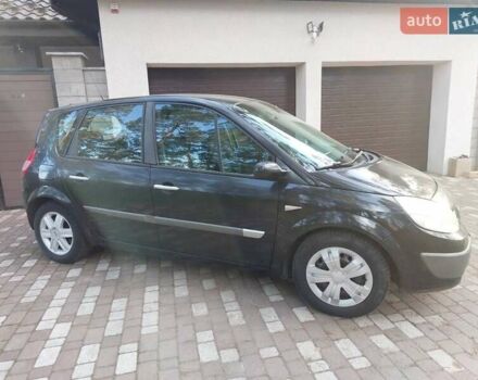 Черный Рено Сценик, объемом двигателя 1.6 л и пробегом 203 тыс. км за 4455 $, фото 4 на Automoto.ua