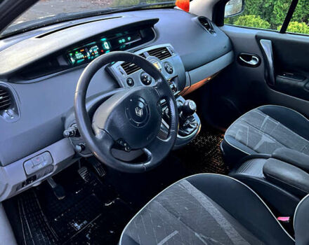 Черный Рено Сценик, объемом двигателя 1.87 л и пробегом 275 тыс. км за 4000 $, фото 6 на Automoto.ua