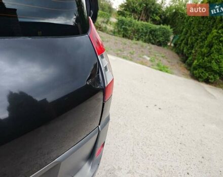 Черный Рено Сценик, объемом двигателя 2 л и пробегом 239 тыс. км за 4400 $, фото 33 на Automoto.ua