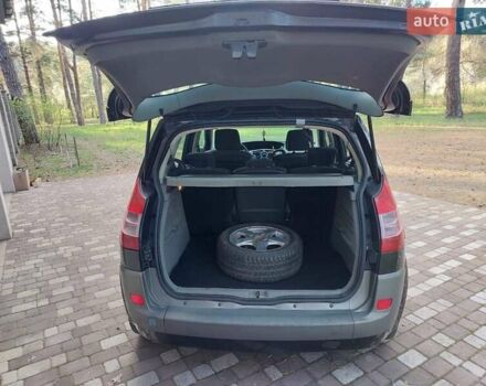 Черный Рено Сценик, объемом двигателя 1.6 л и пробегом 203 тыс. км за 4455 $, фото 6 на Automoto.ua