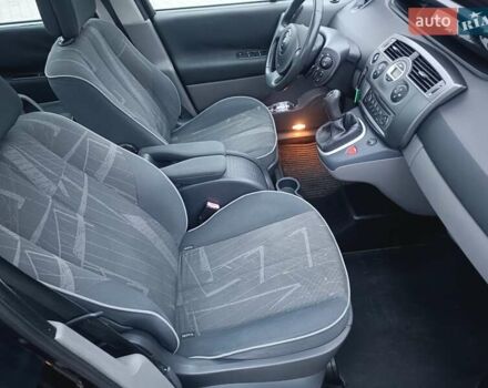 Чорний Рено Сценік, об'ємом двигуна 1.6 л та пробігом 240 тис. км за 4700 $, фото 10 на Automoto.ua