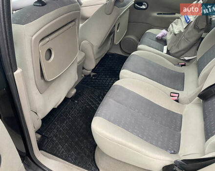 Чорний Рено Сценік, об'ємом двигуна 1.6 л та пробігом 200 тис. км за 5600 $, фото 14 на Automoto.ua