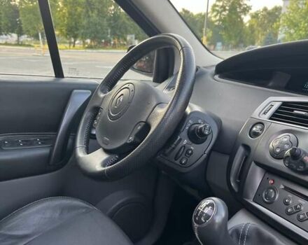 Черный Рено Сценик, объемом двигателя 1.6 л и пробегом 230 тыс. км за 5200 $, фото 16 на Automoto.ua