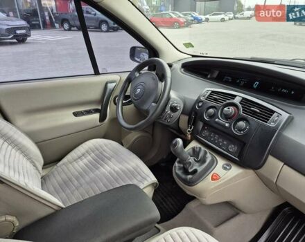 Черный Рено Сценик, объемом двигателя 1.6 л и пробегом 211 тыс. км за 4900 $, фото 8 на Automoto.ua