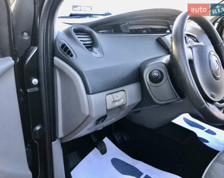 Чорний Рено Сценік, об'ємом двигуна 1.6 л та пробігом 230 тис. км за 4550 $, фото 25 на Automoto.ua