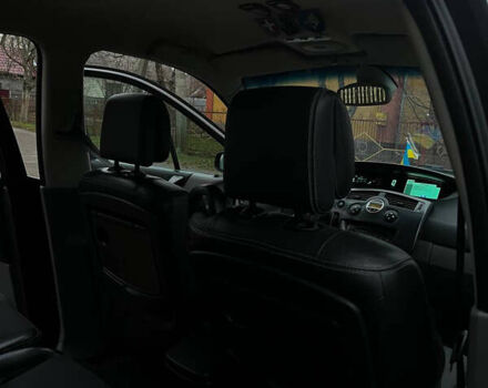 Черный Рено Сценик, объемом двигателя 1.6 л и пробегом 250 тыс. км за 4100 $, фото 8 на Automoto.ua