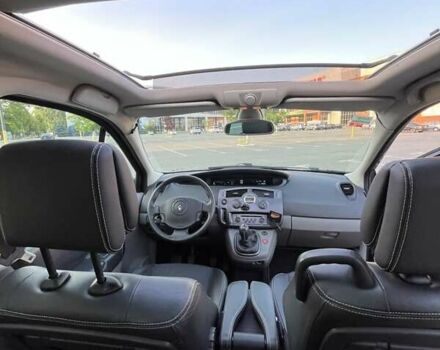 Черный Рено Сценик, объемом двигателя 1.6 л и пробегом 230 тыс. км за 5300 $, фото 17 на Automoto.ua