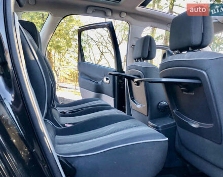 Чорний Рено Сценік, об'ємом двигуна 1.6 л та пробігом 230 тис. км за 4550 $, фото 63 на Automoto.ua