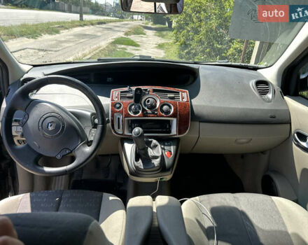 Черный Рено Сценик, объемом двигателя 1.6 л и пробегом 240 тыс. км за 5300 $, фото 8 на Automoto.ua