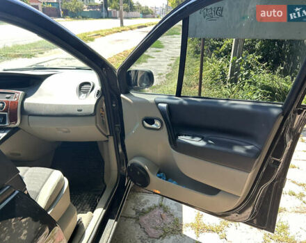Черный Рено Сценик, объемом двигателя 1.6 л и пробегом 240 тыс. км за 5300 $, фото 4 на Automoto.ua